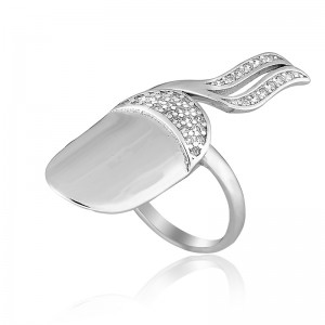 Серебряное кольцо с фианитами 'Ноготь'