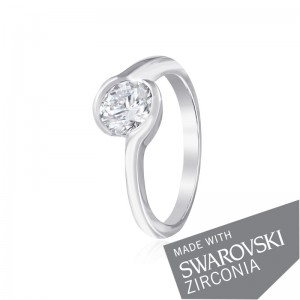 Серебряное кольцо с цирконием SWAROVSKI ZIRCONIA (К2С/701)