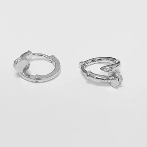 Срібні сережки в стилі 'Cartier' з фіанітами
